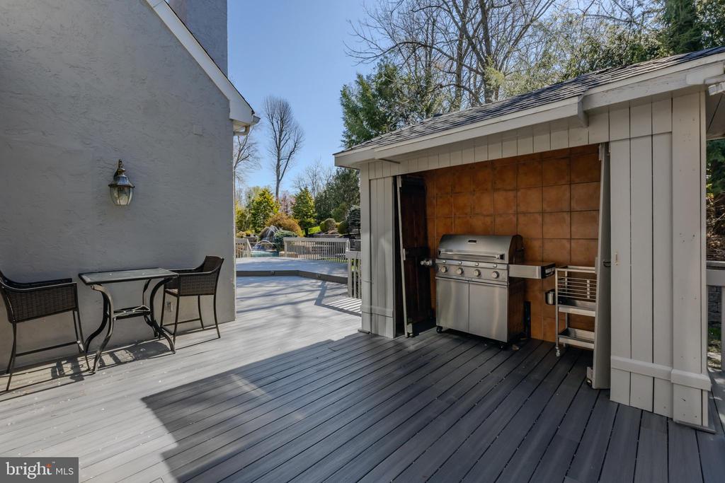 309 Bowers Ln