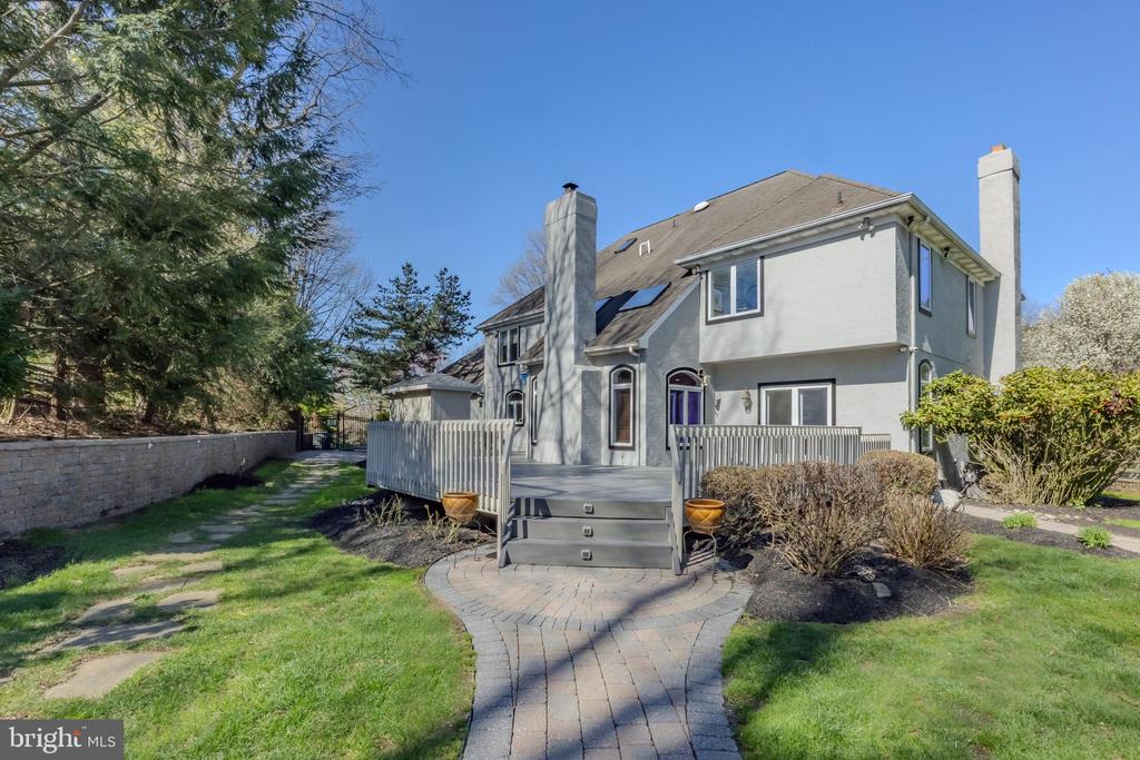 309 Bowers Ln