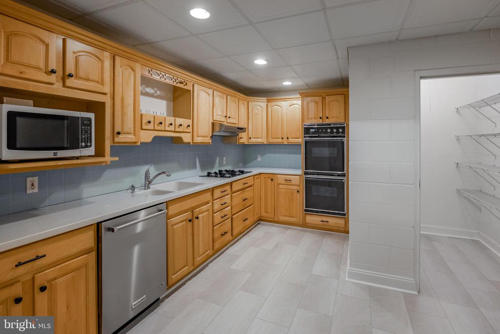 309 Bowers Ln
