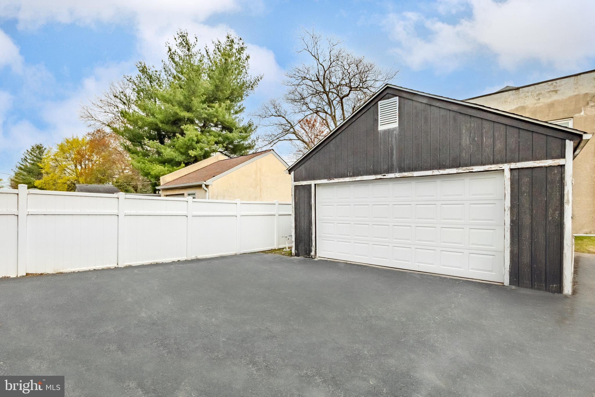109 Wilson Ave