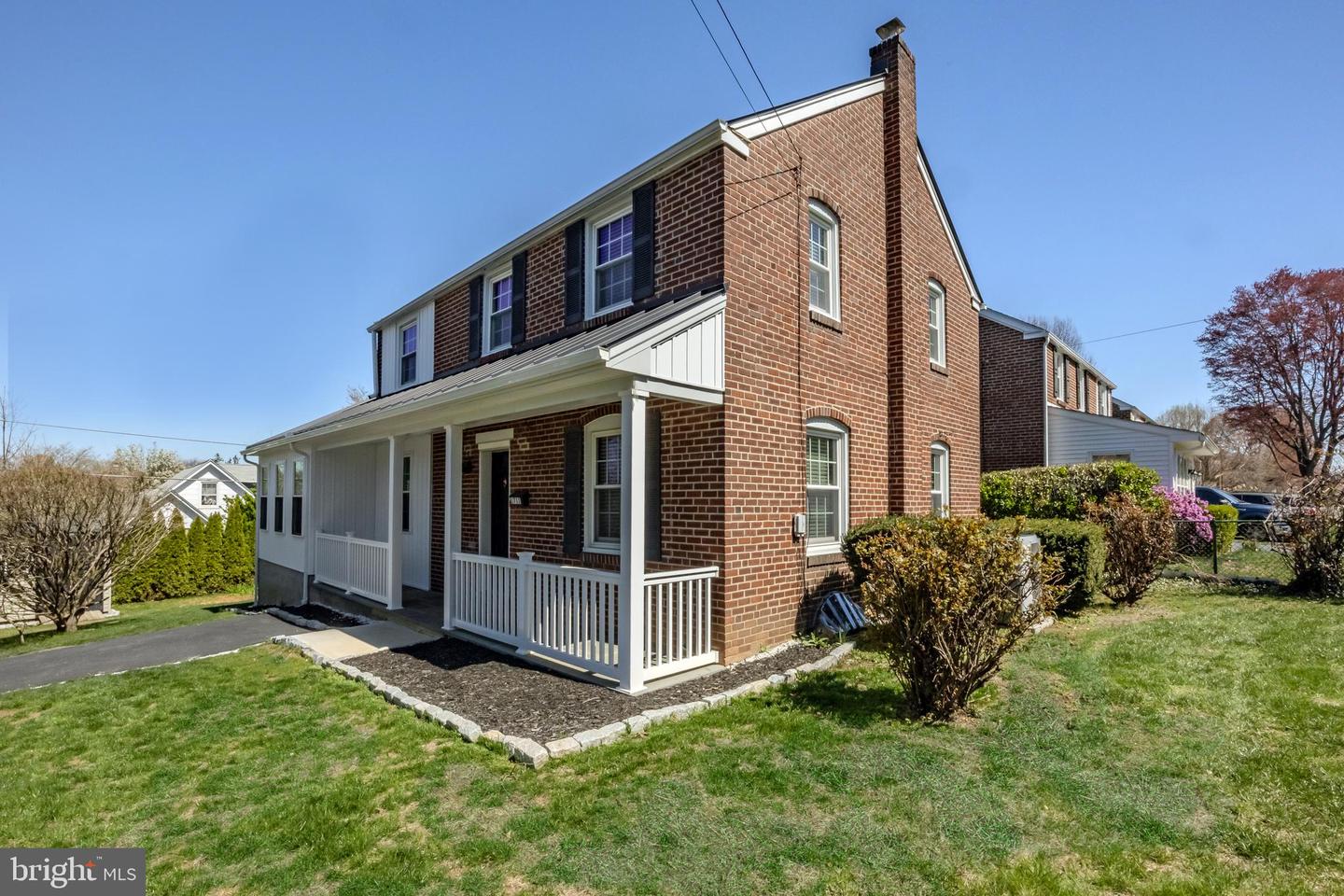 1711 Lynnewood Dr
