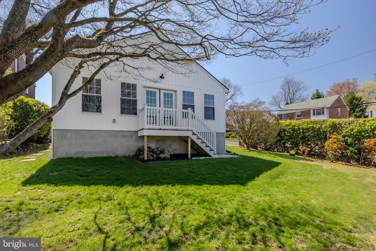 1711 Lynnewood Dr