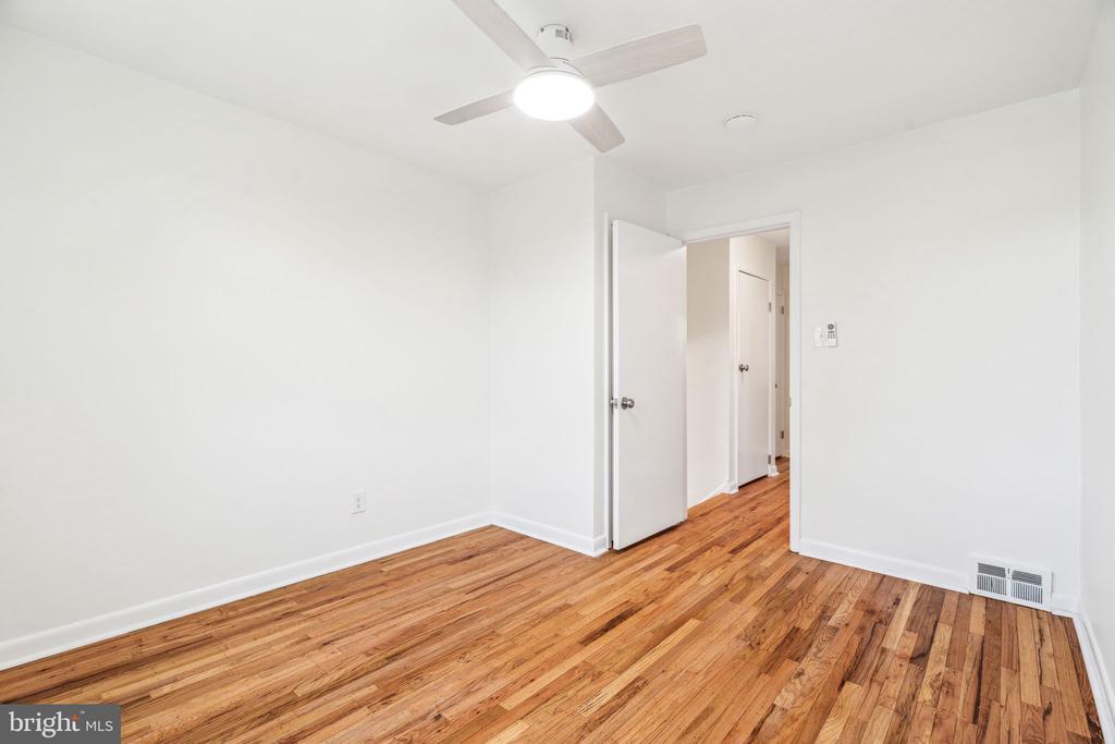 118 Greenbriar Ln