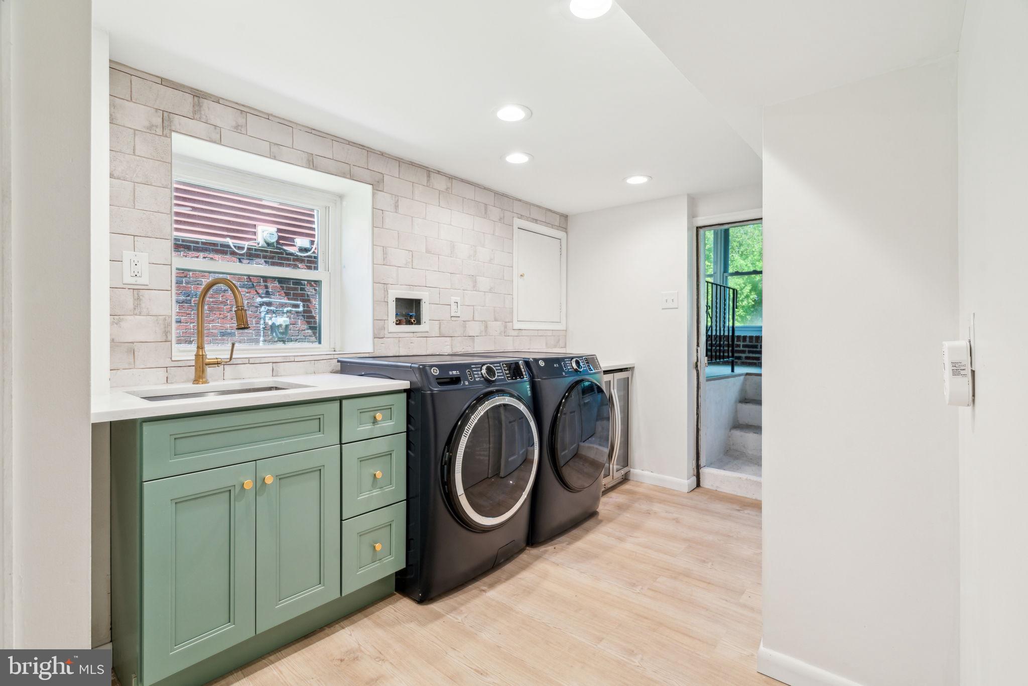 118 Greenbriar Ln