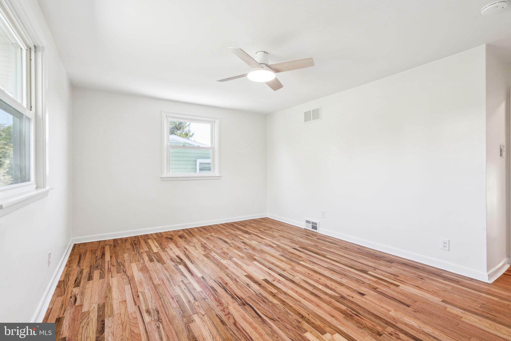 118 Greenbriar Ln