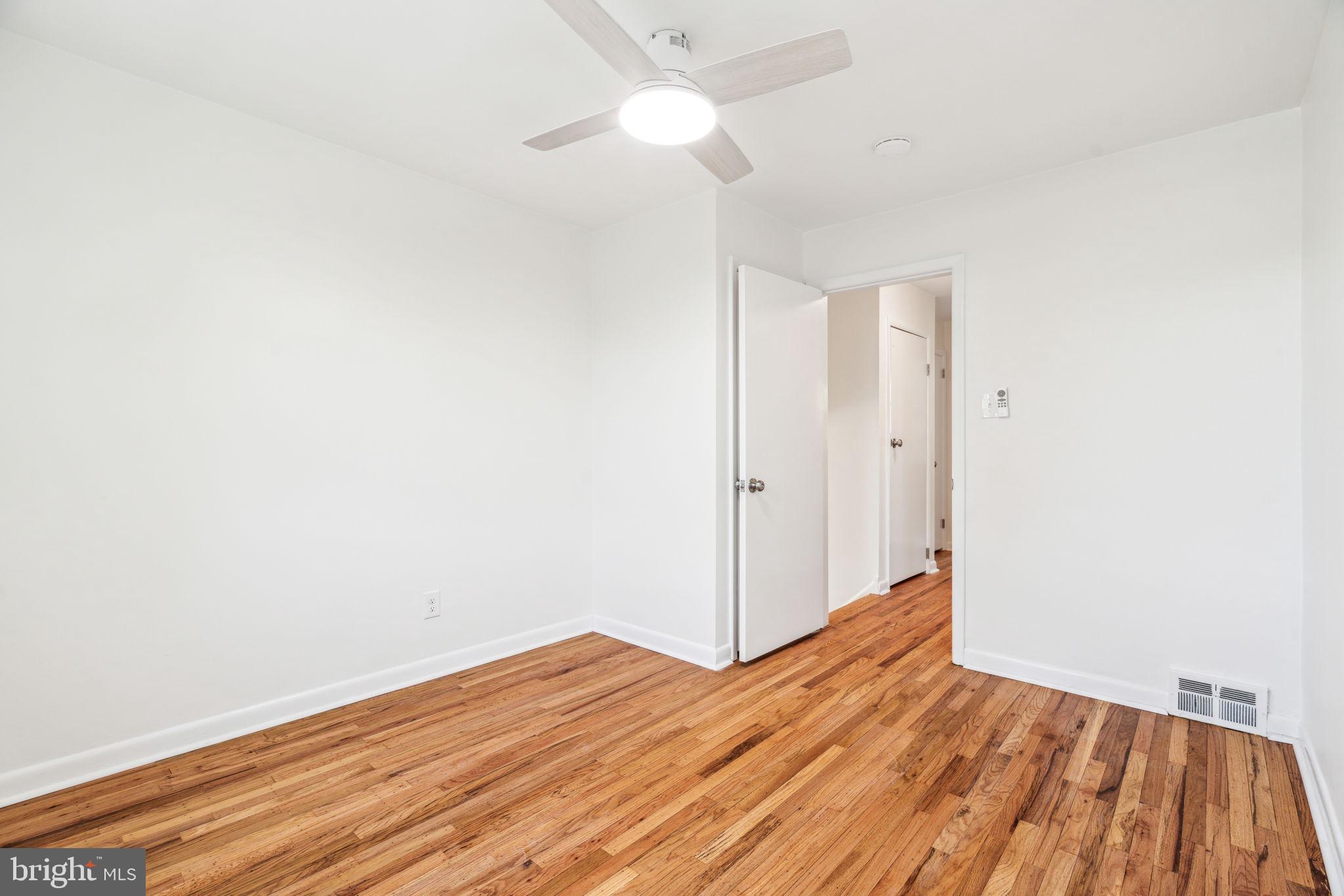 118 Greenbriar Ln
