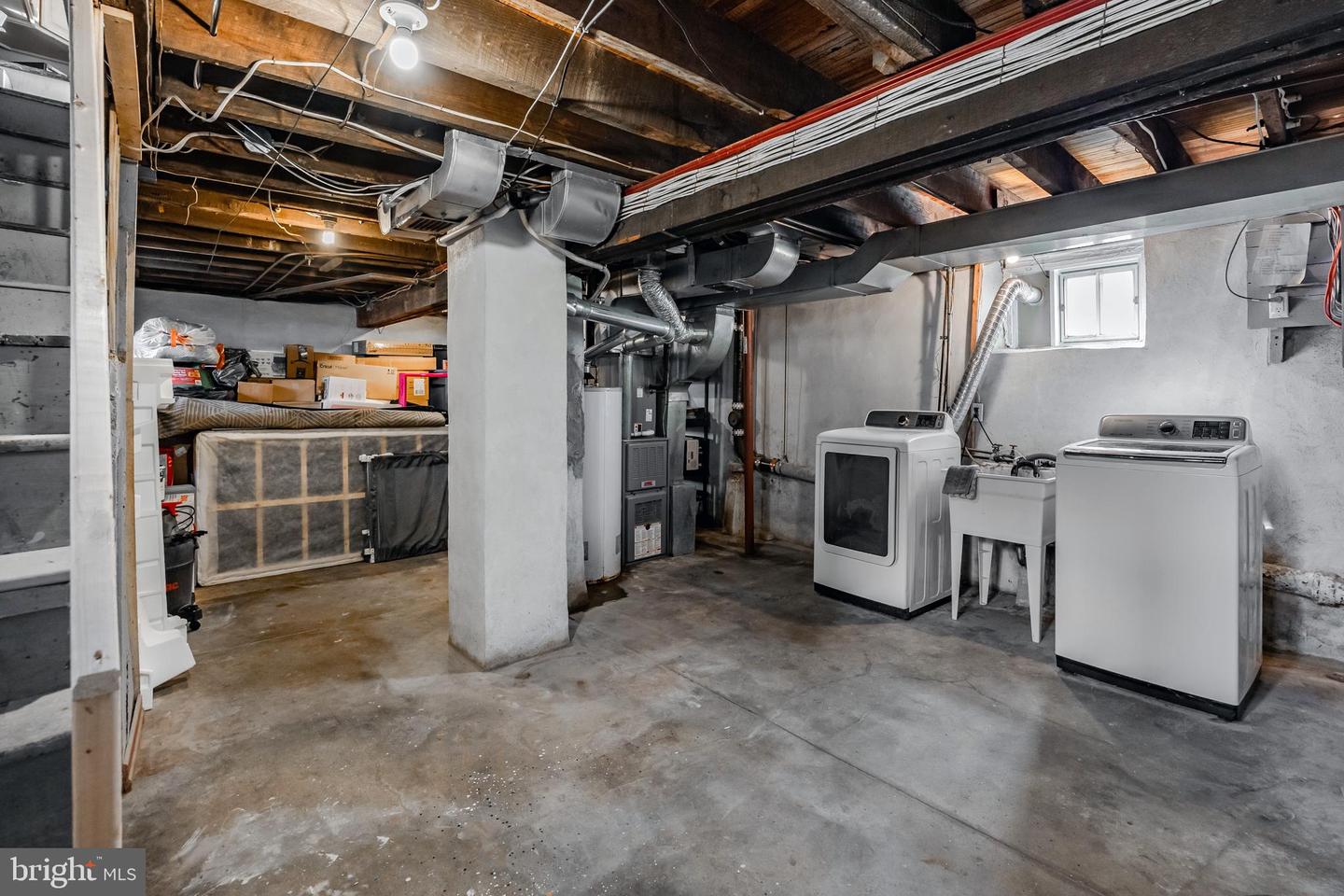 505 Blythe Ave