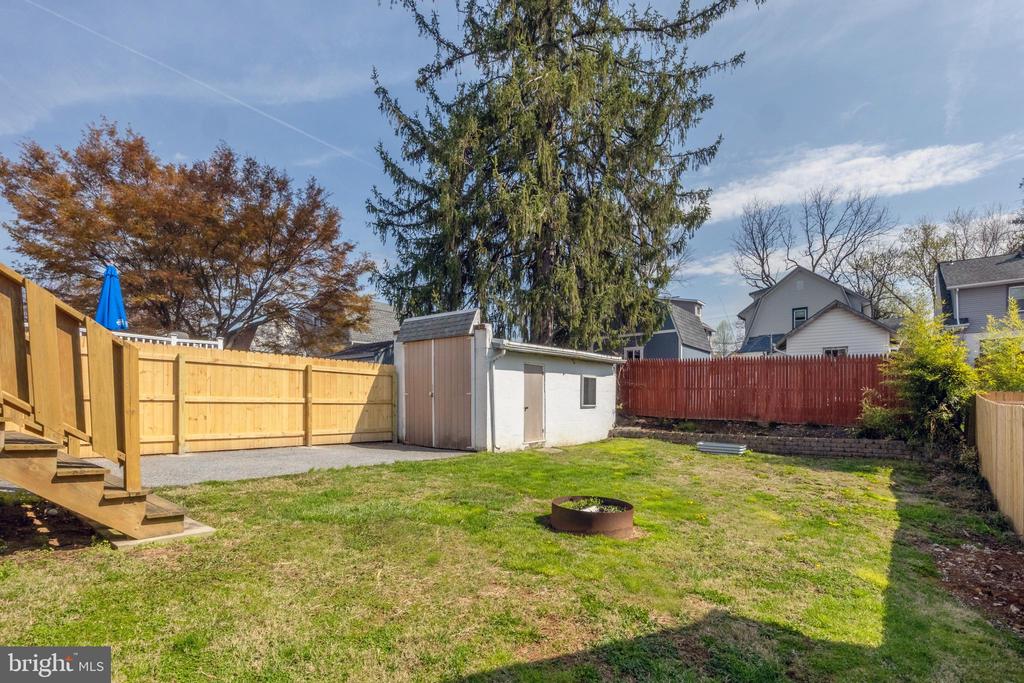 505 Blythe Ave