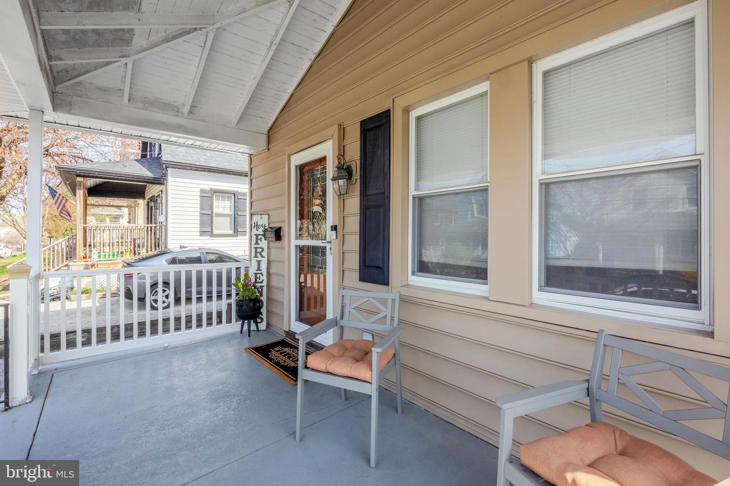 505 Blythe Ave