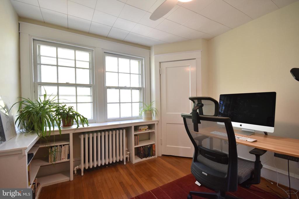 125 Walsh Rd