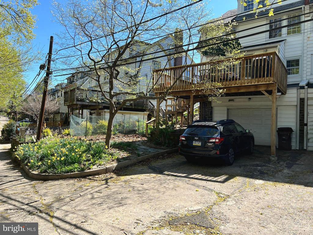 125 Walsh Rd