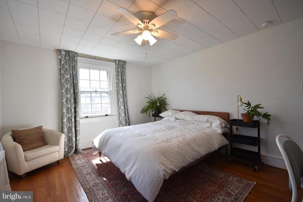 125 Walsh Rd