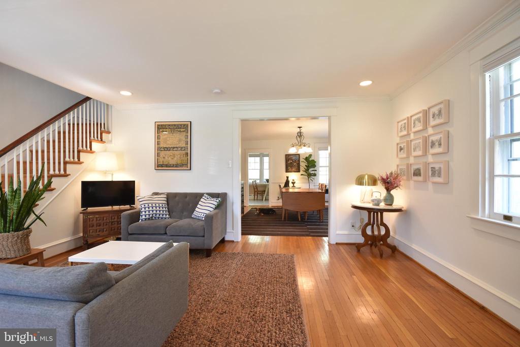 125 Walsh Rd