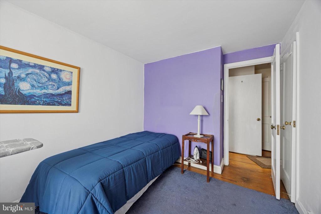 818 GAINSBORO ROAD