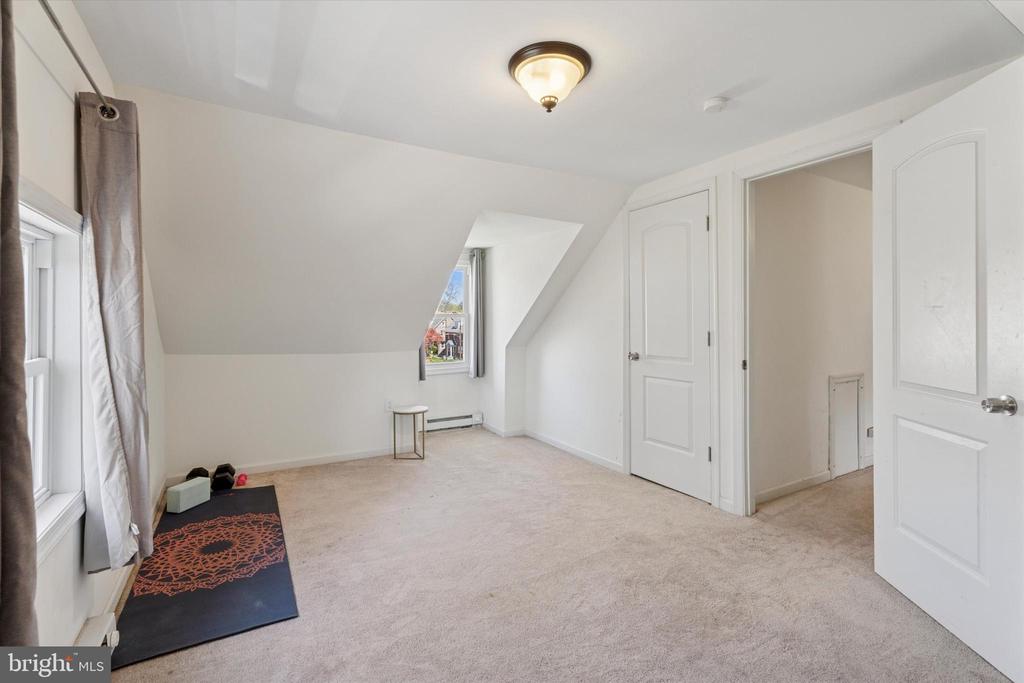 3700 Highland Ave