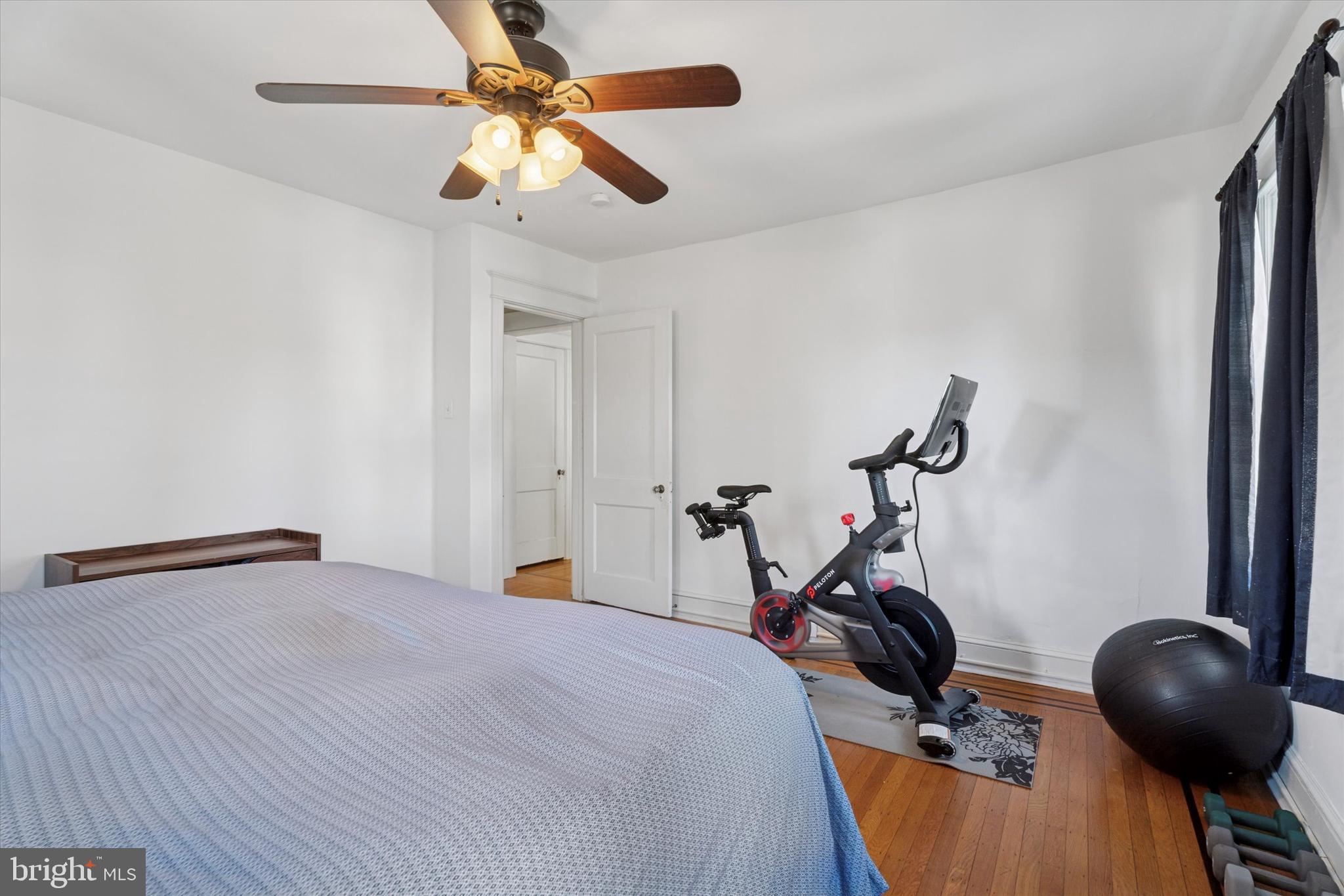 3700 Highland Ave
