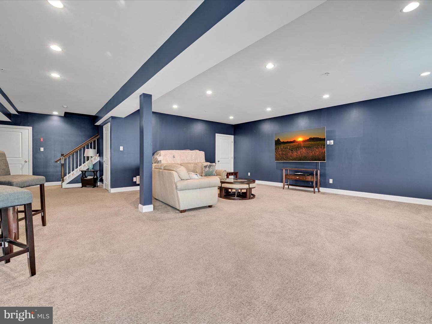 54 Hunters Ln