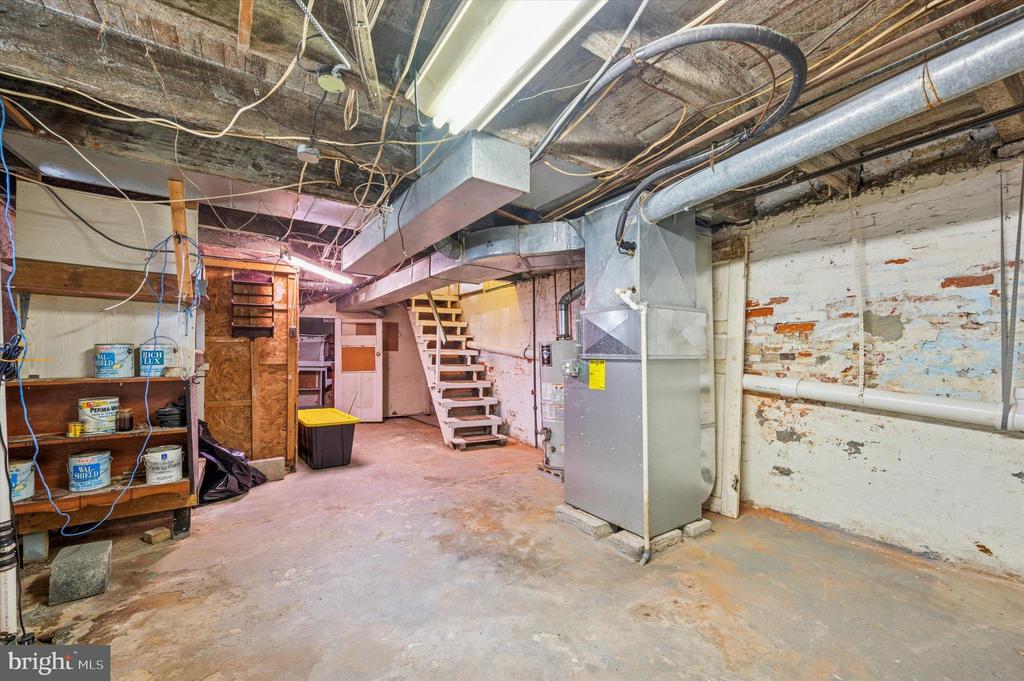 824 Martin Ave