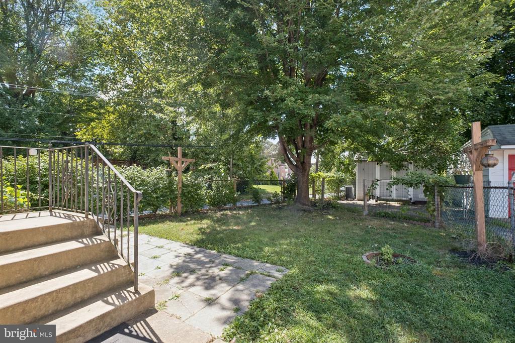 20 W Forrestview Rd