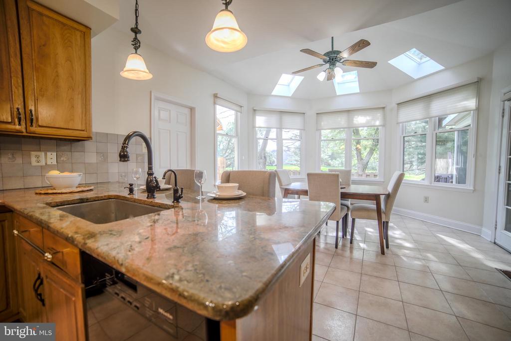 5 Barleycorn Dr