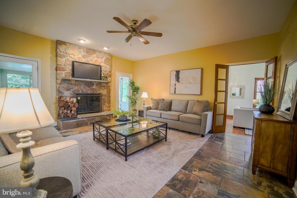 5 Barleycorn Dr