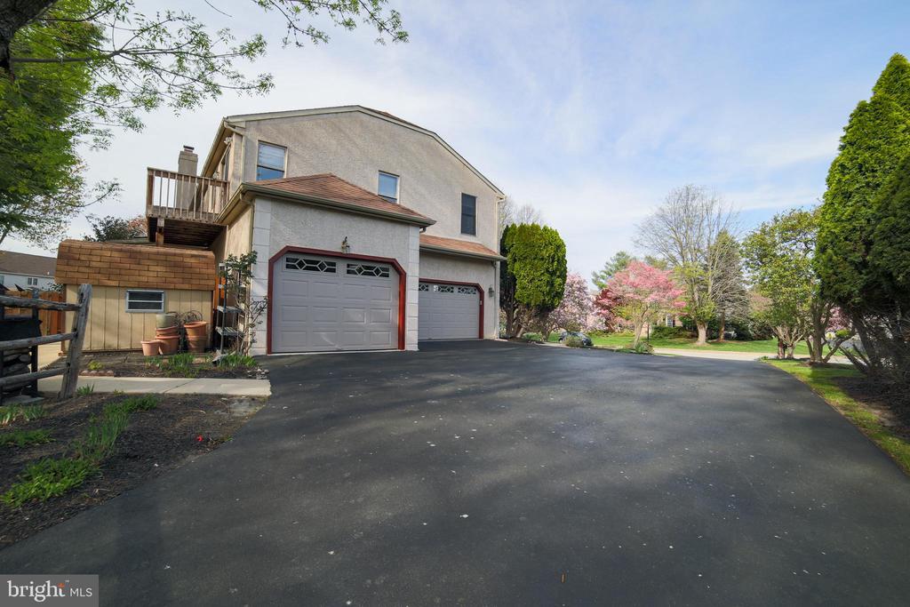 5 Barleycorn Dr