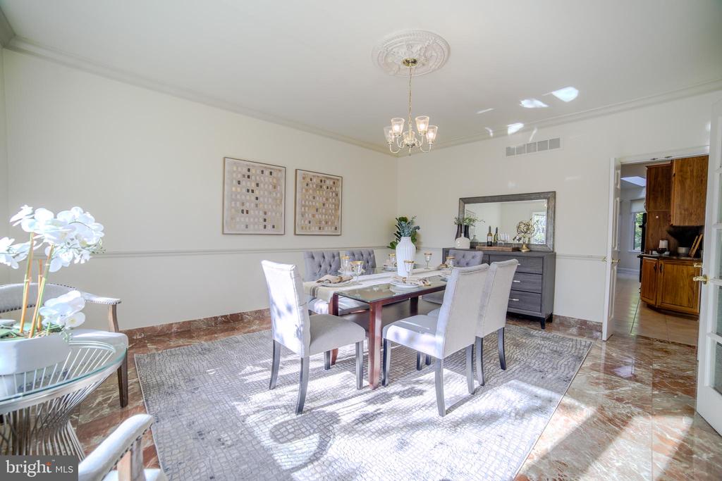 5 Barleycorn Dr