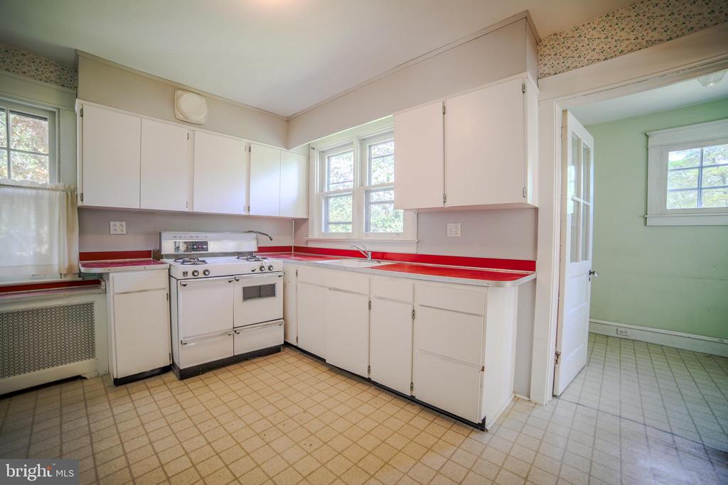 5 Decatur Rd
