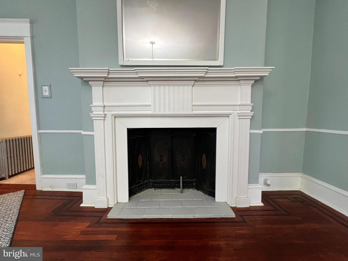 300 N Maple Ave