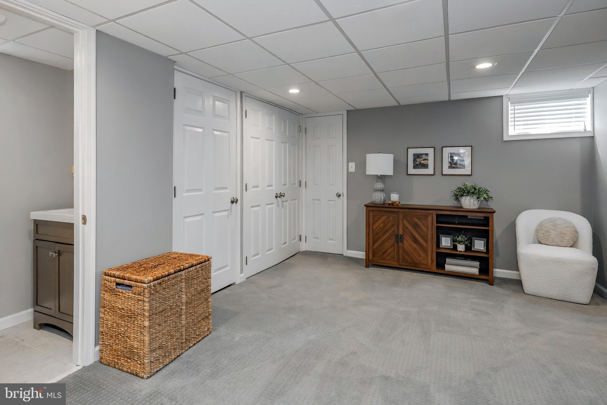 1106 Bryan St