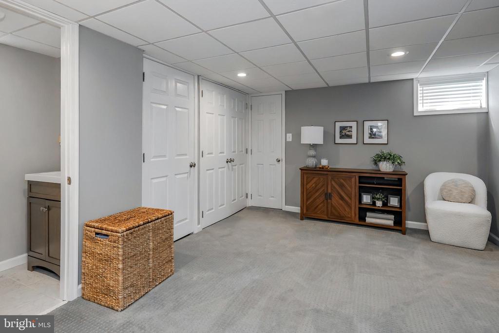 1106 Bryan St