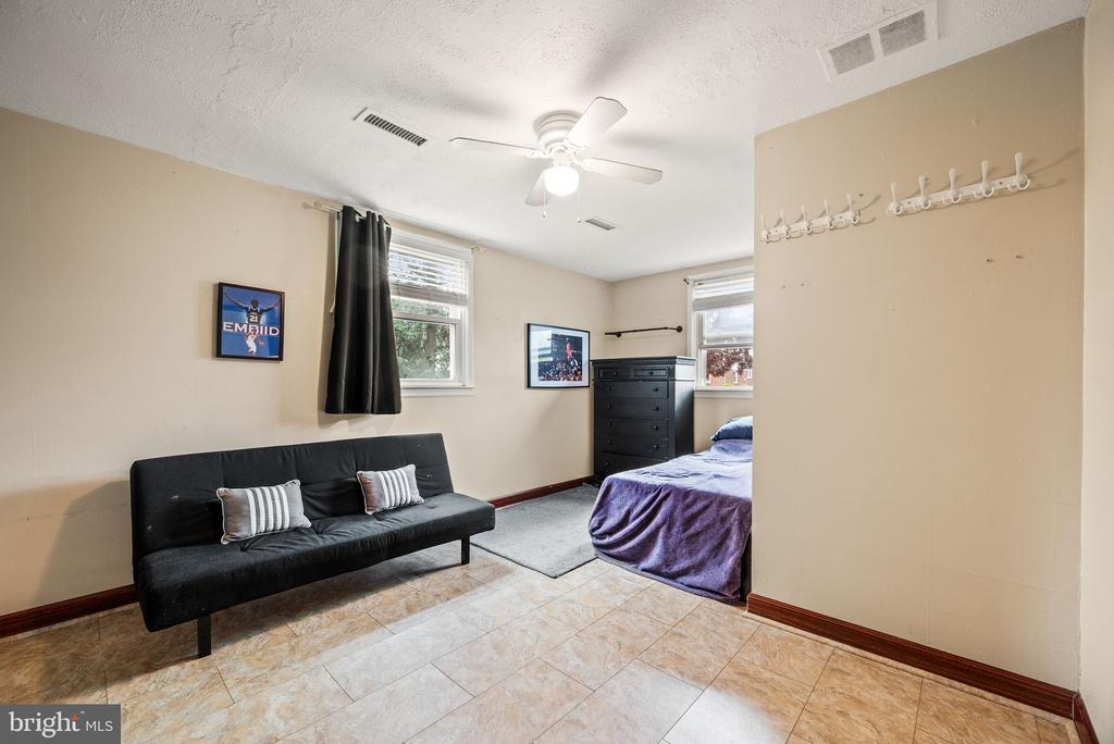 1421 BRIERWOOD ROAD