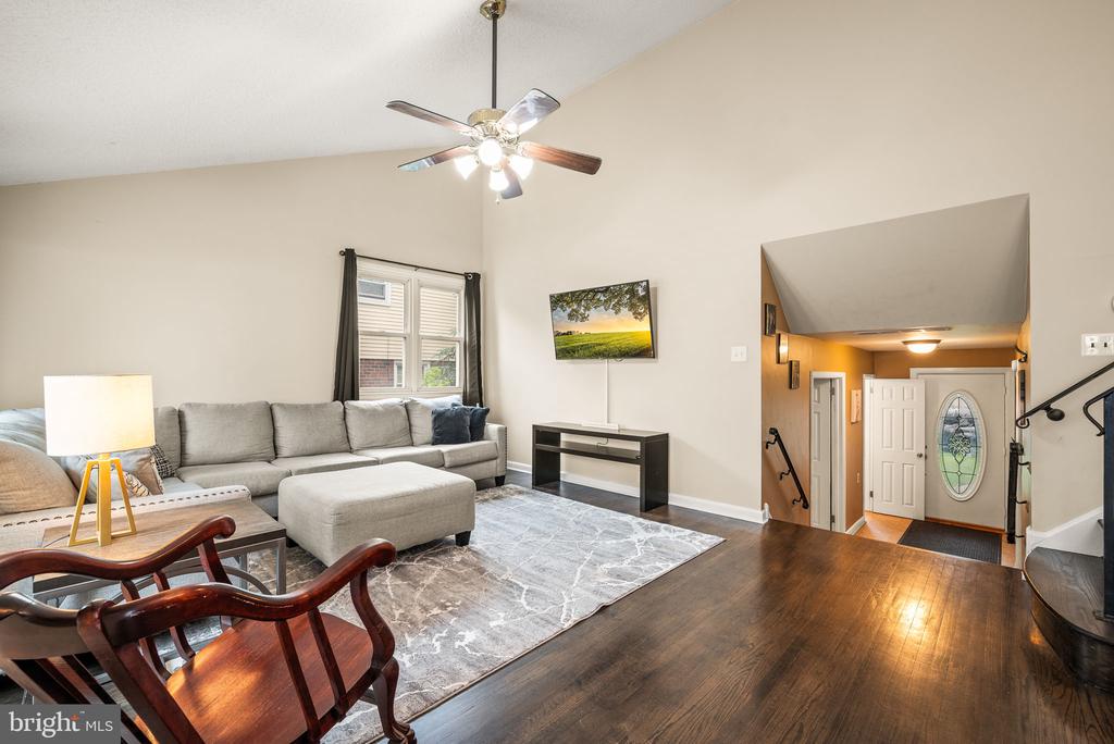 1421 BRIERWOOD ROAD