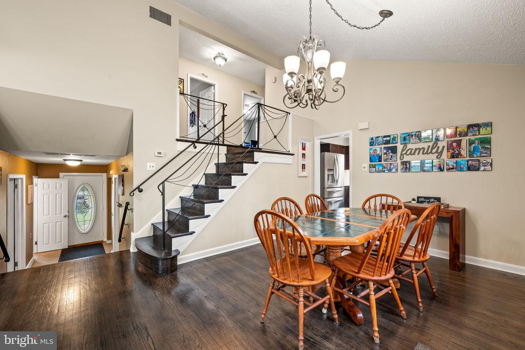 1421 BRIERWOOD ROAD