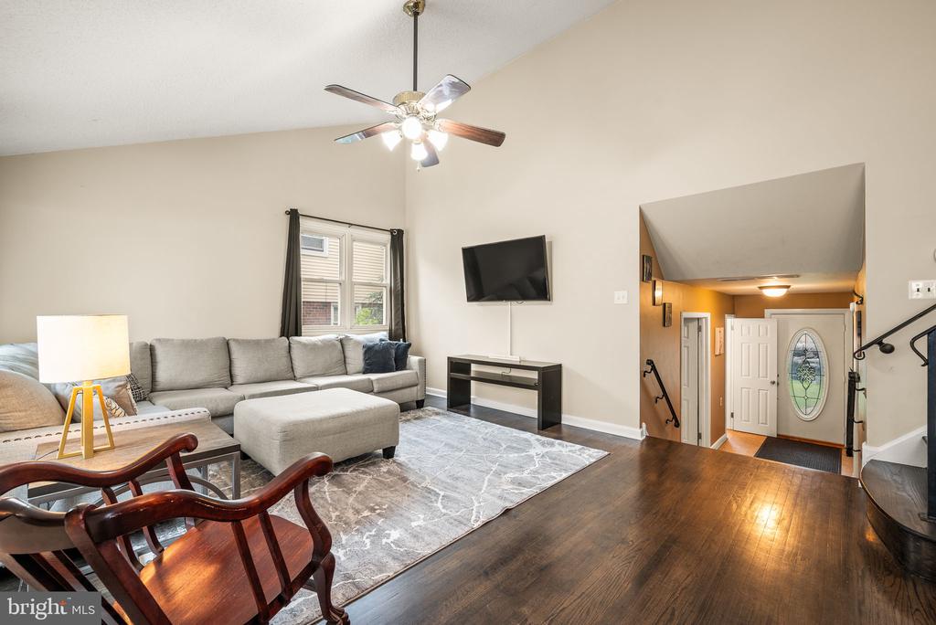 1421 BRIERWOOD ROAD