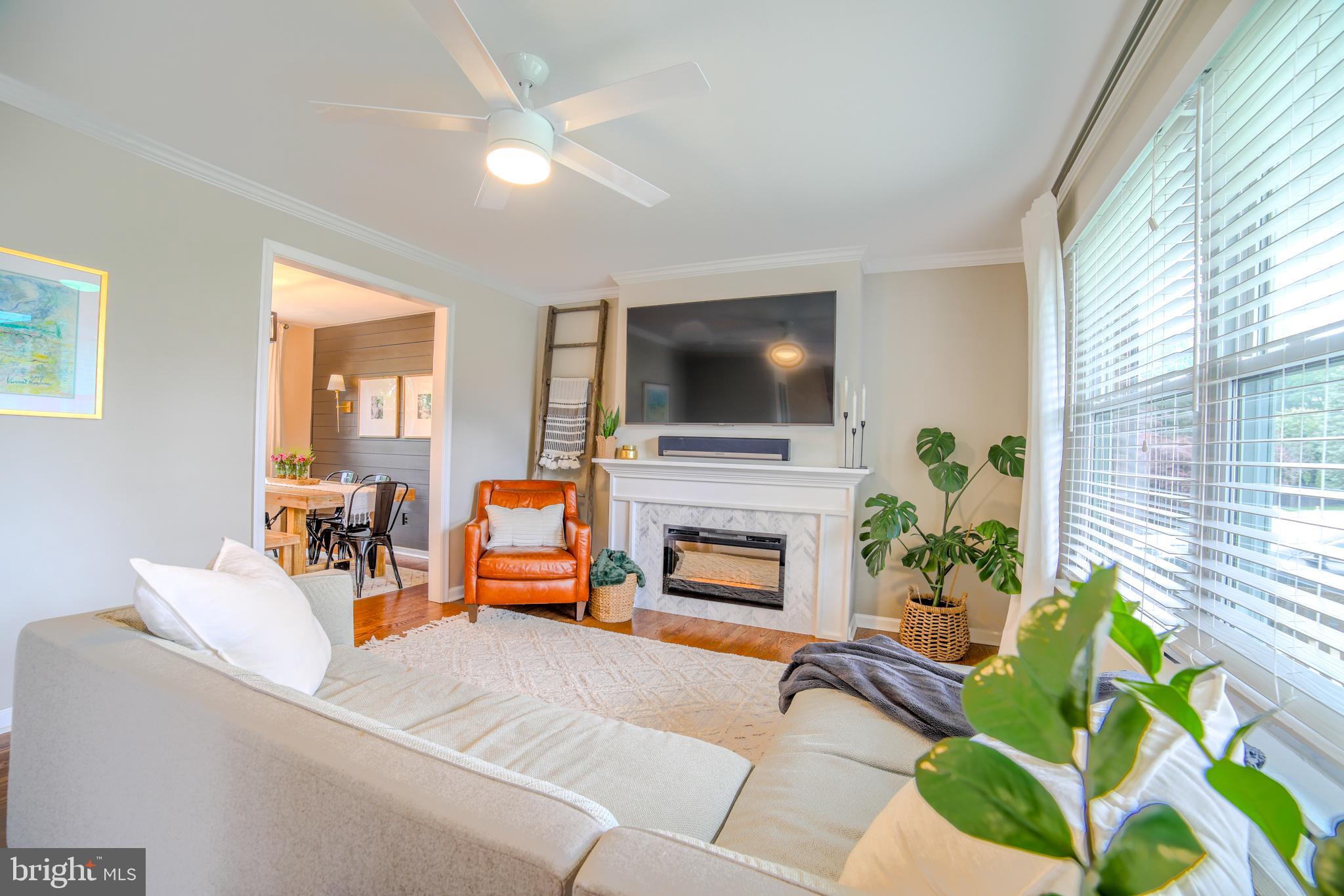 345 Crescent Hill Dr