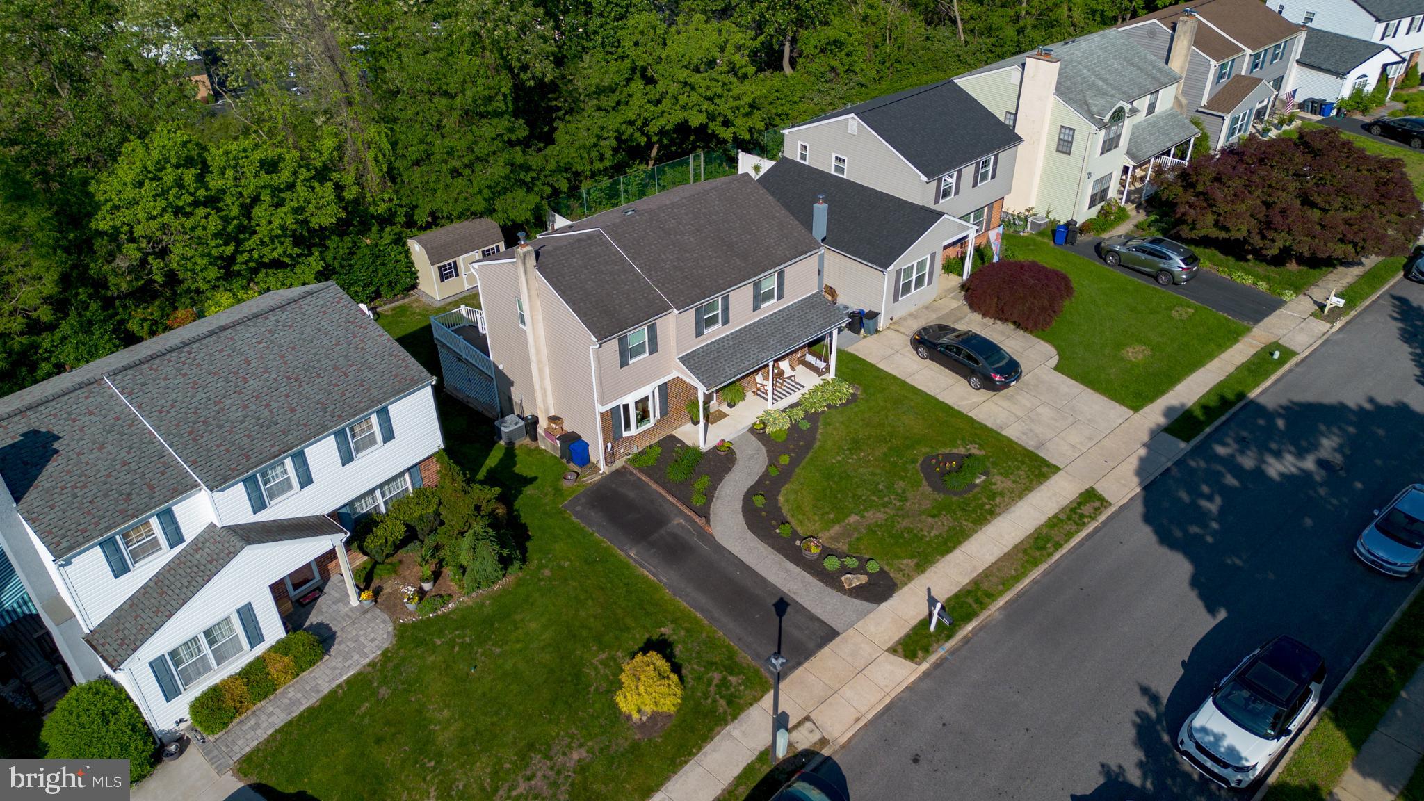 345 Crescent Hill Dr