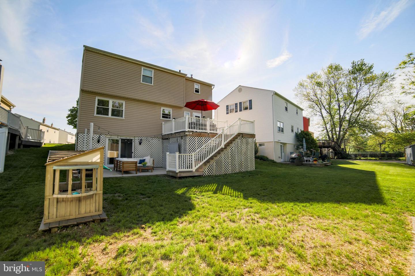 345 Crescent Hill Dr