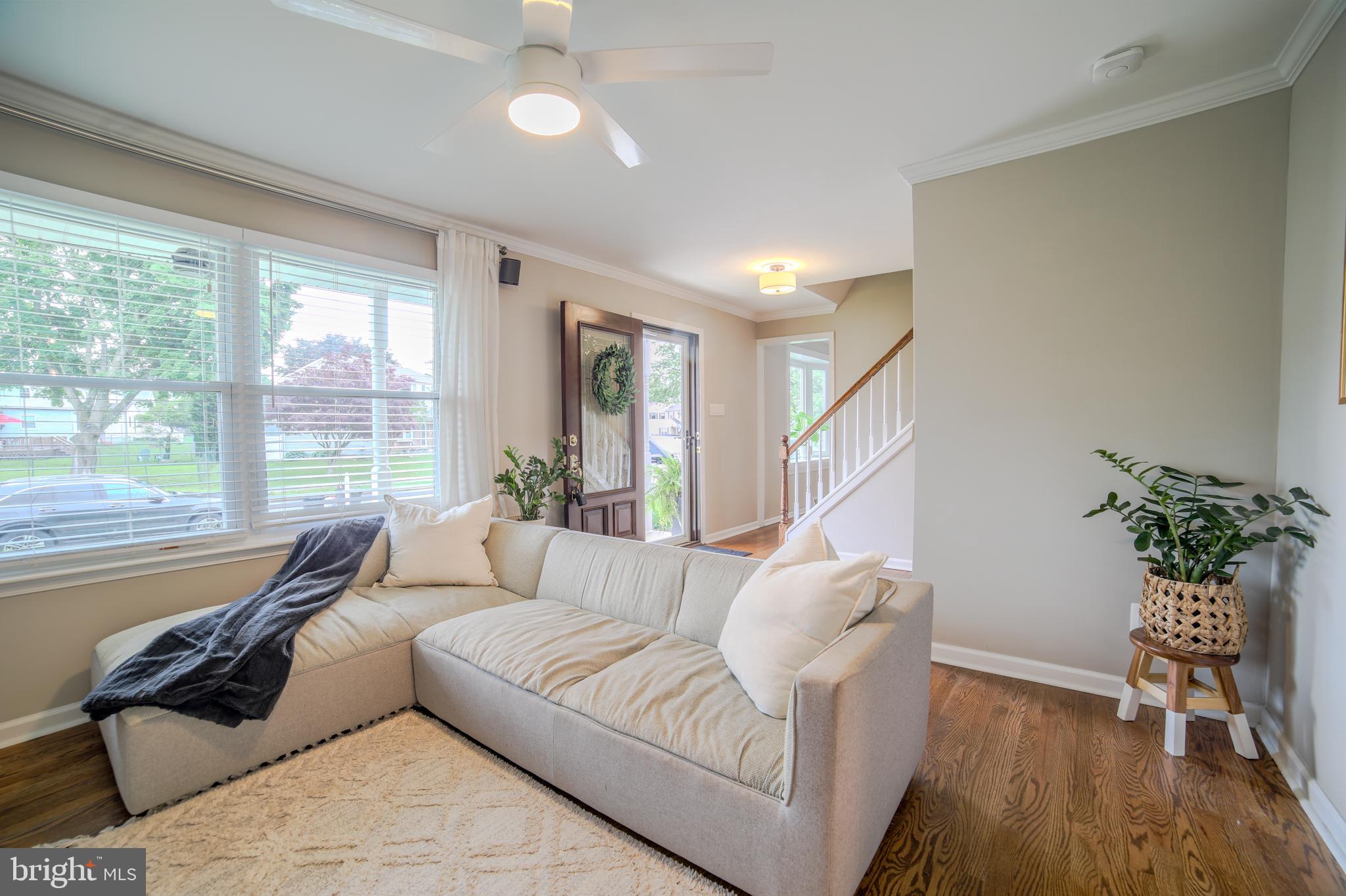 345 Crescent Hill Dr