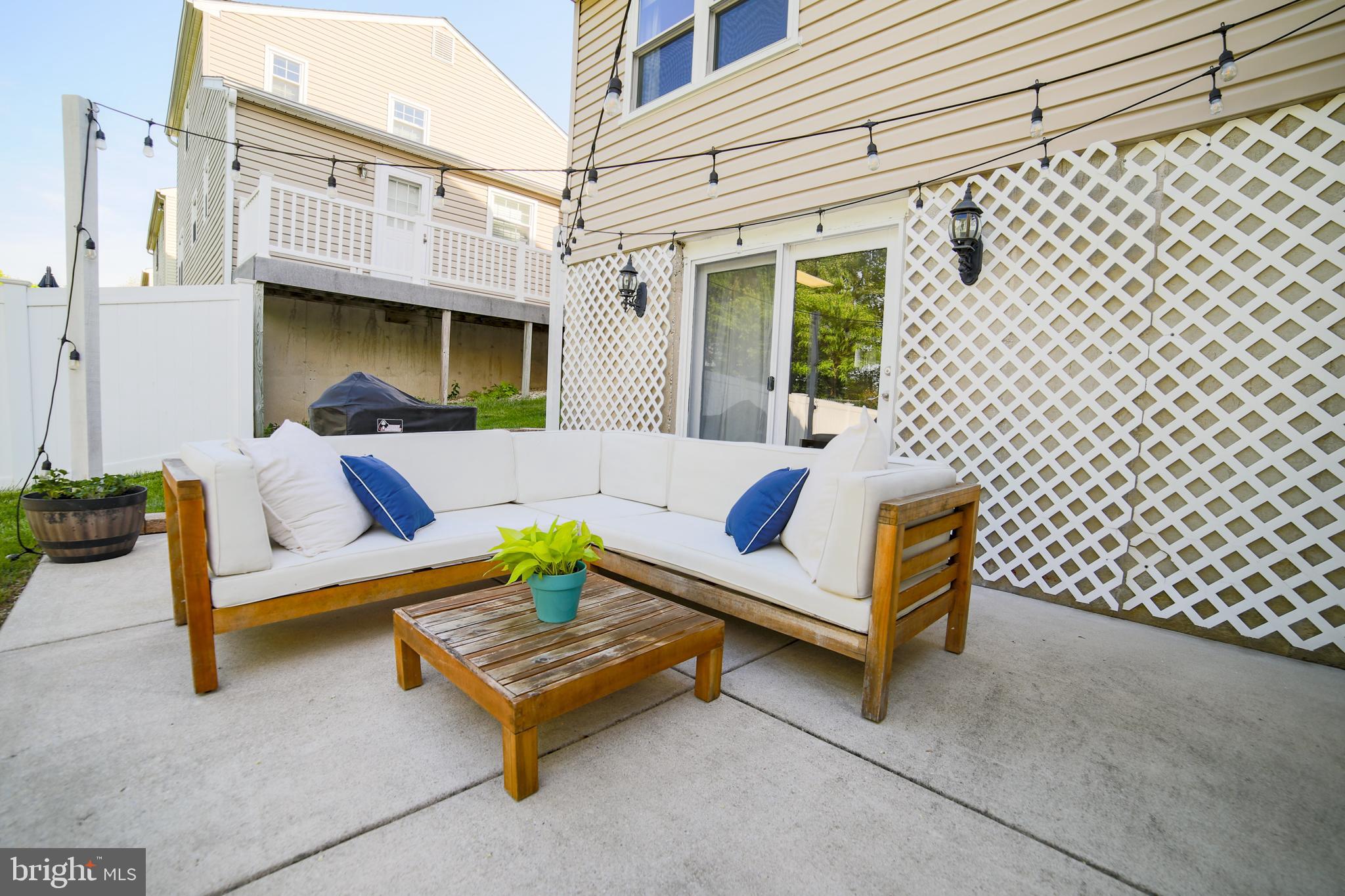 345 Crescent Hill Dr