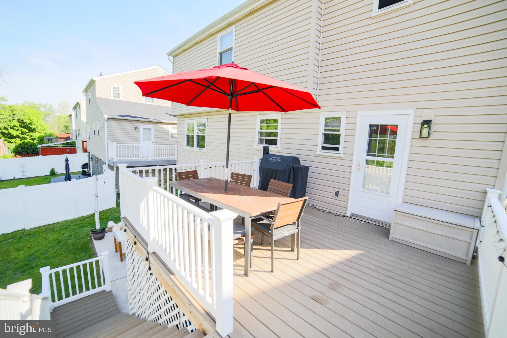 345 Crescent Hill Dr