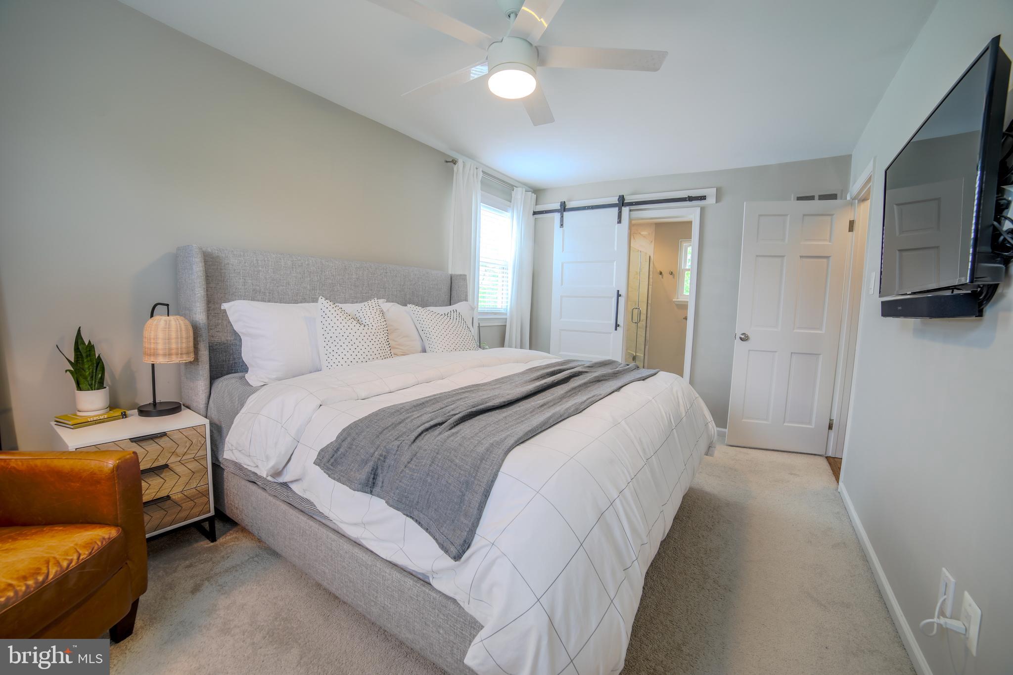 345 Crescent Hill Dr