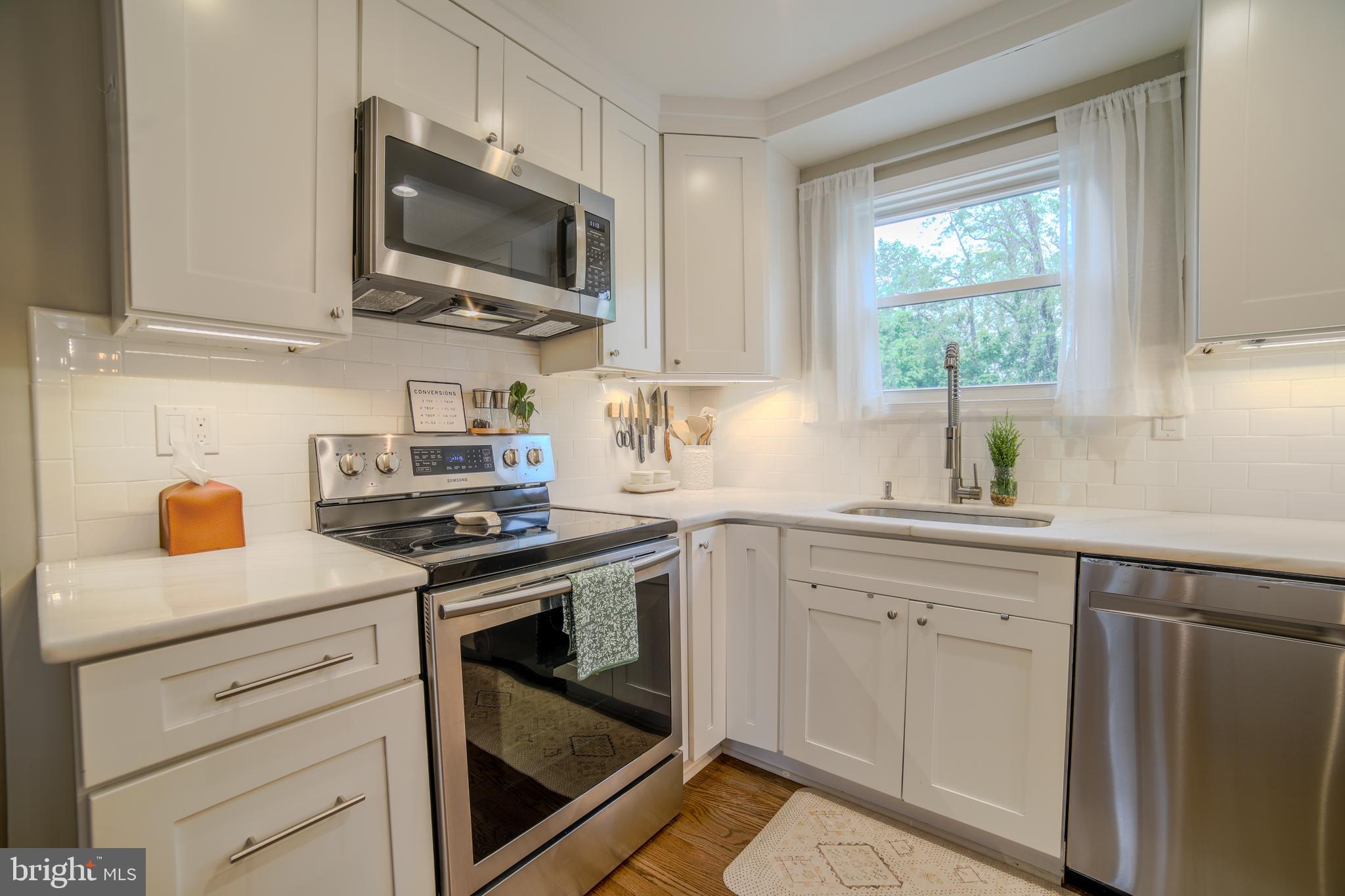 345 Crescent Hill Dr