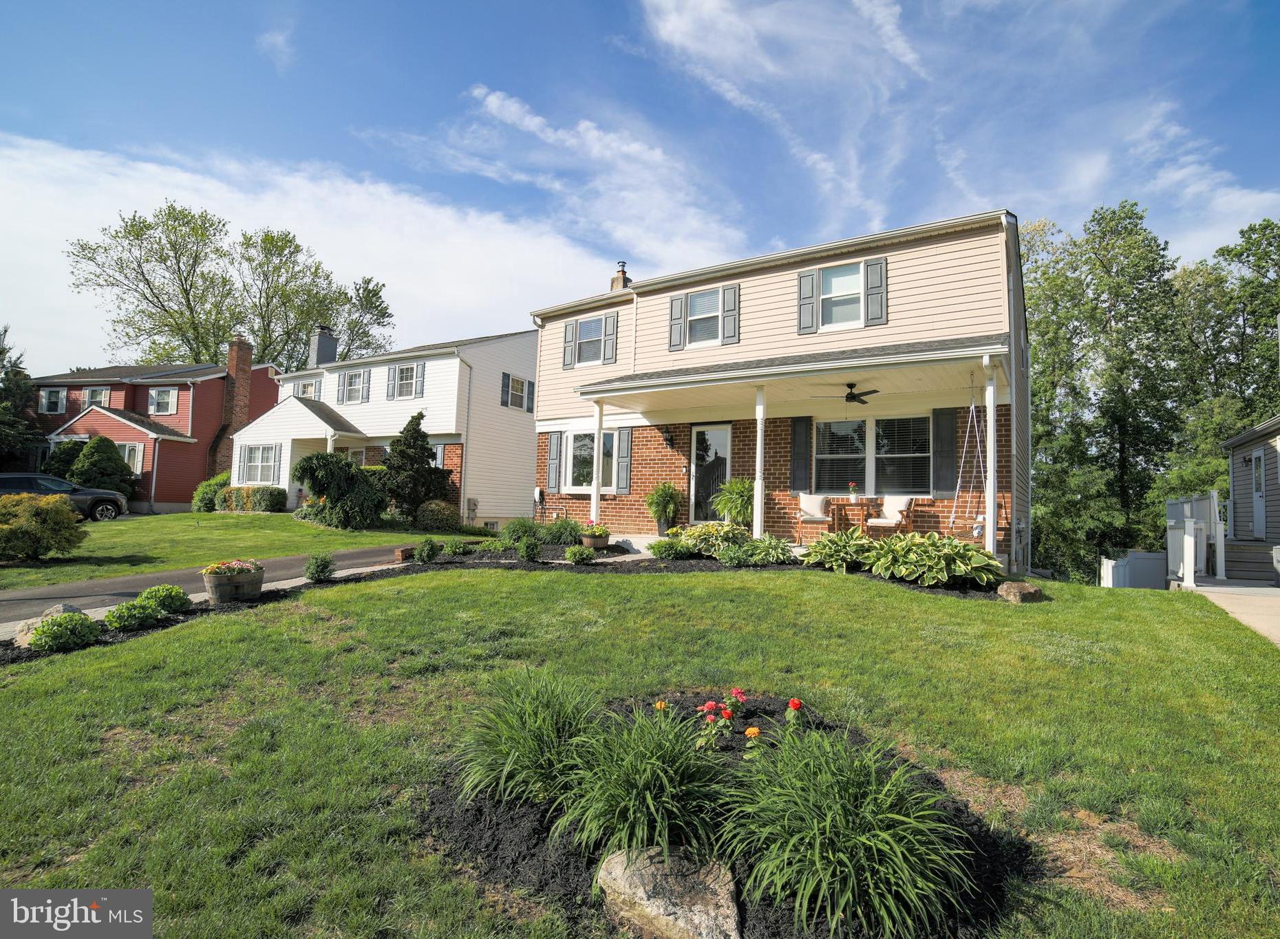 345 Crescent Hill Dr