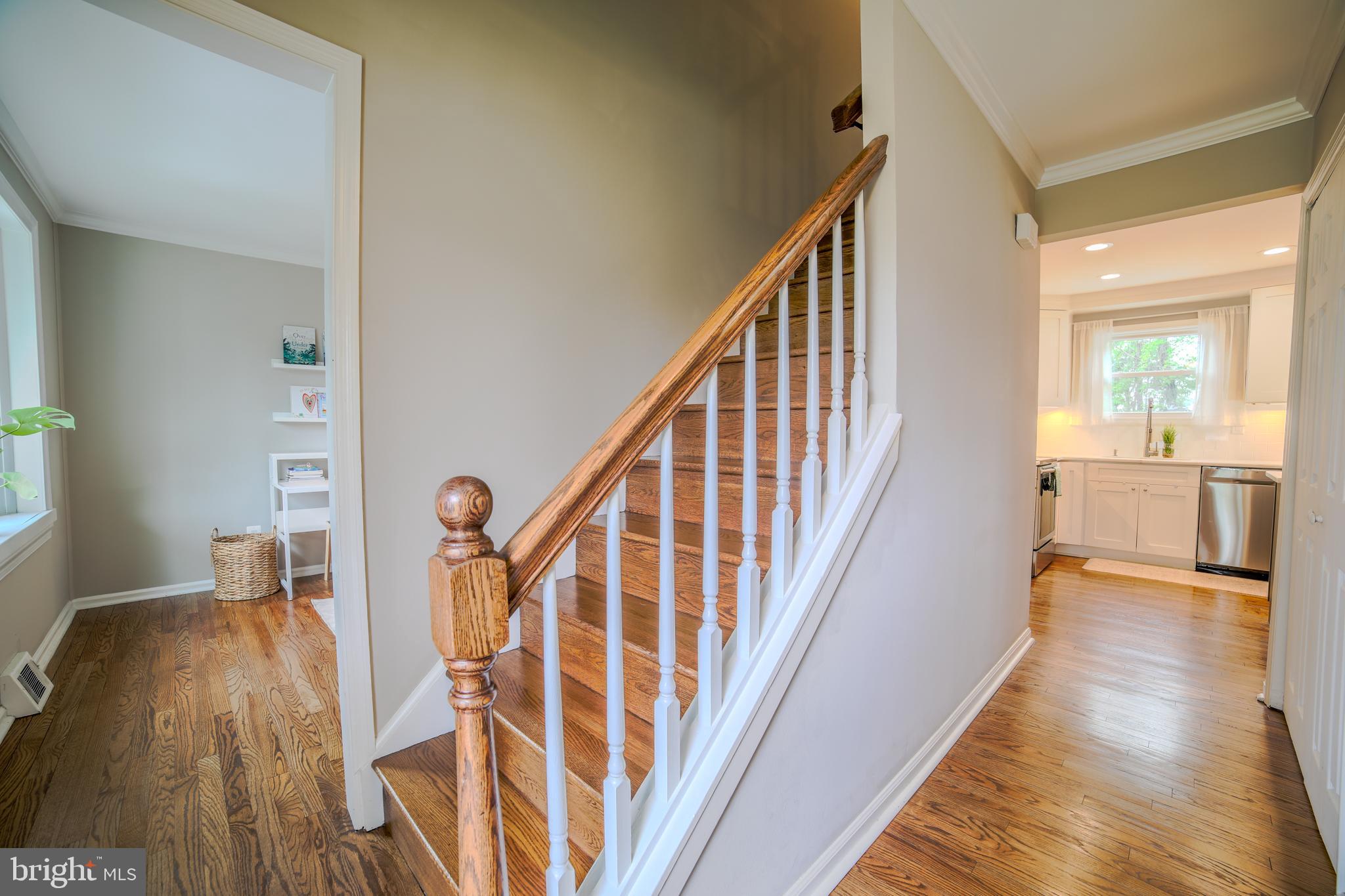 345 Crescent Hill Dr