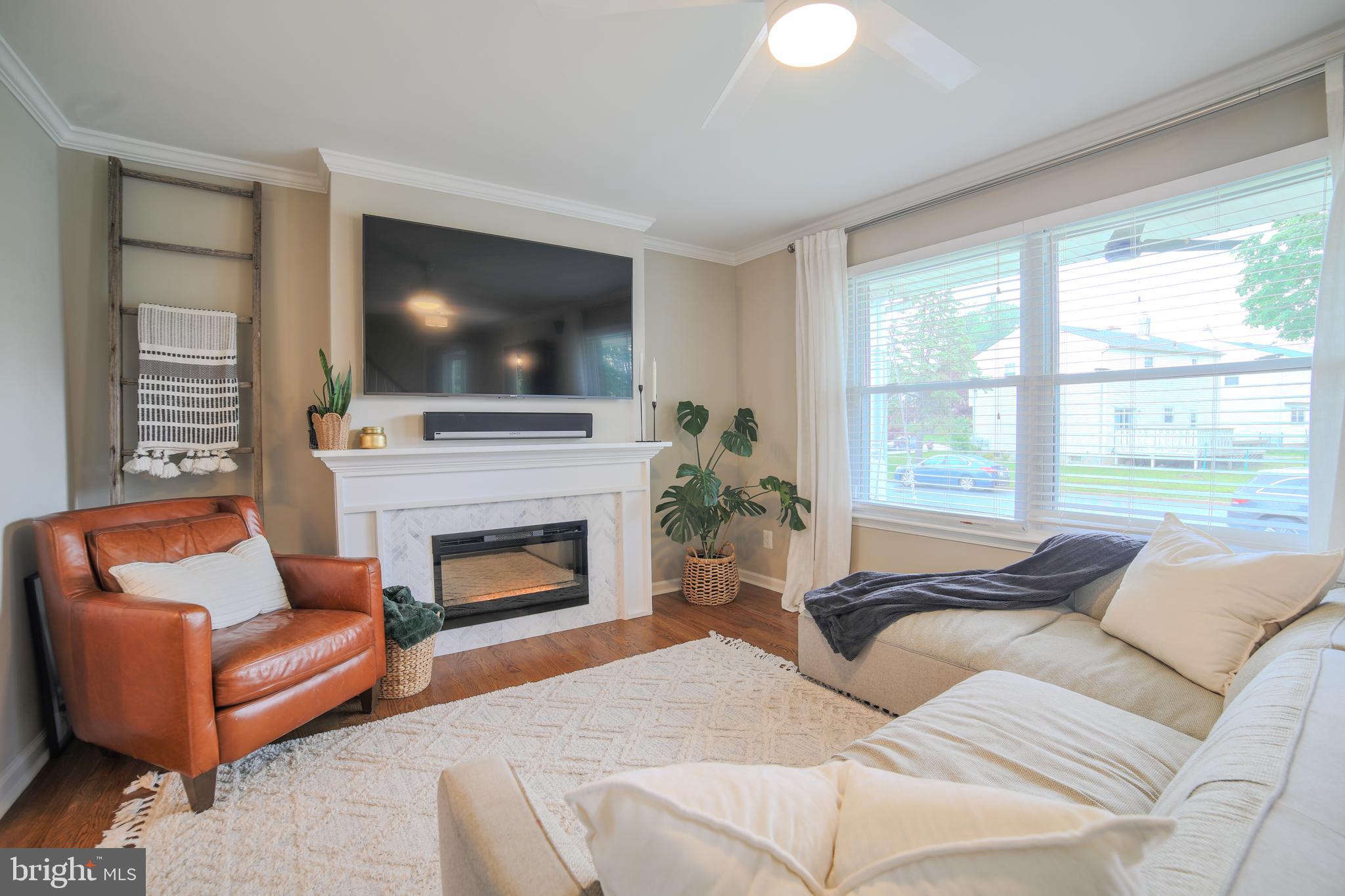 345 Crescent Hill Dr