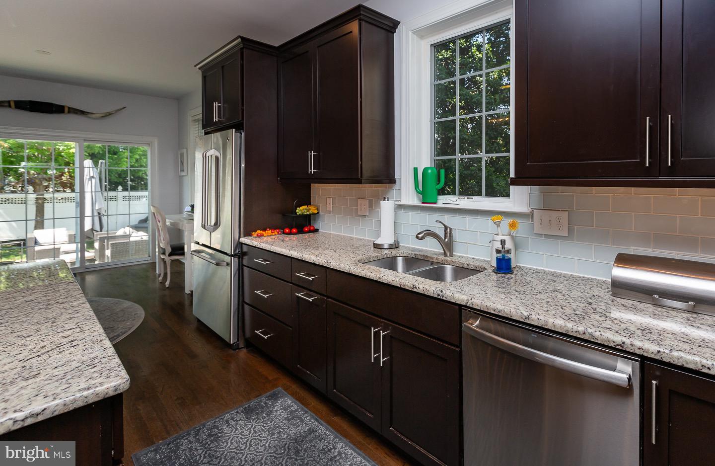 326 Kenmore Rd