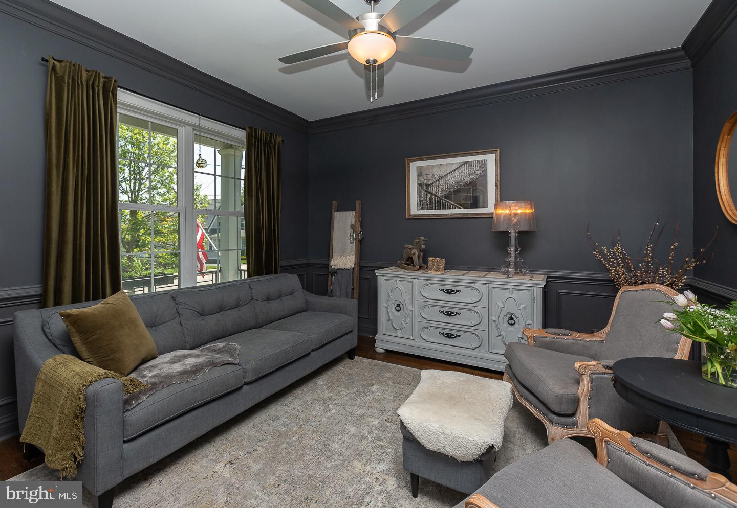 326 Kenmore Rd