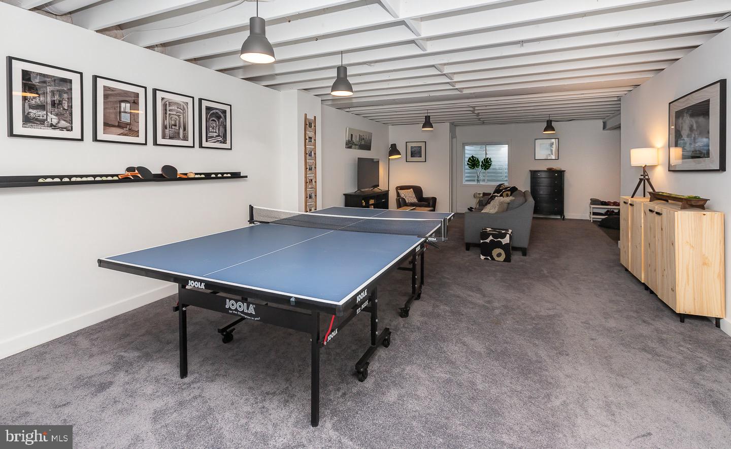 326 Kenmore Rd
