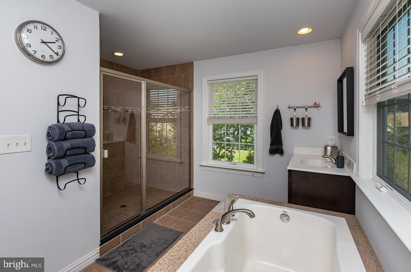 326 Kenmore Rd